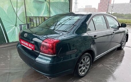 Toyota Avensis III рестайлинг, 2004 год, 690 000 рублей, 2 фотография