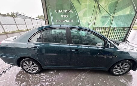 Toyota Avensis III рестайлинг, 2004 год, 690 000 рублей, 8 фотография