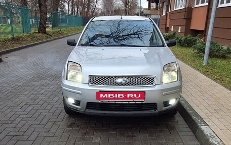 Ford Fusion I, 2003 год, 225 000 рублей, 3 фотография