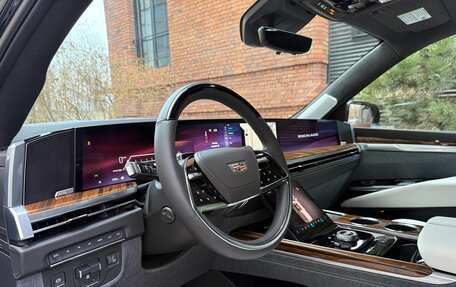 Cadillac Escalade V, 2025 год, 22 500 000 рублей, 16 фотография