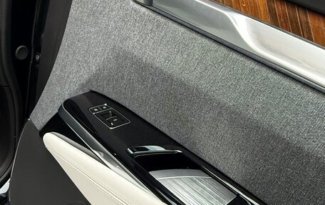 Cadillac Escalade V, 2025 год, 22 500 000 рублей, 30 фотография