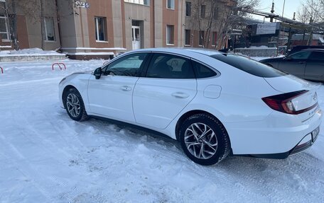 Hyundai Sonata VIII, 2020 год, 2 500 000 рублей, 18 фотография