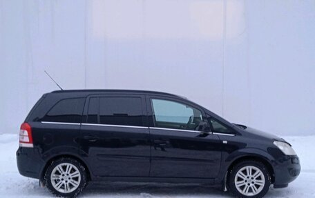Opel Zafira B, 2011 год, 575 000 рублей, 4 фотография