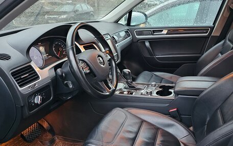 Volkswagen Touareg III, 2014 год, 1 850 000 рублей, 4 фотография