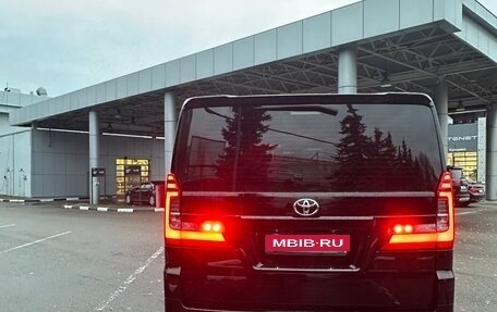 Toyota HiAce H300, 2020 год, 6 700 000 рублей, 4 фотография