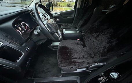 Toyota HiAce H300, 2020 год, 6 700 000 рублей, 9 фотография