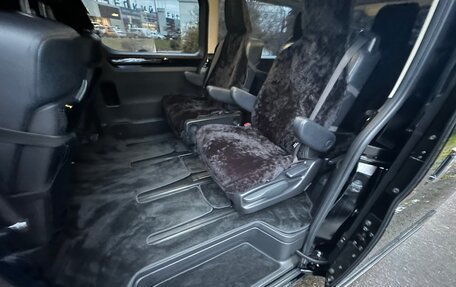 Toyota HiAce H300, 2020 год, 6 700 000 рублей, 10 фотография