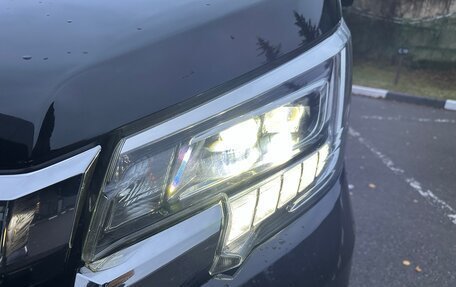 Toyota HiAce H300, 2020 год, 6 700 000 рублей, 15 фотография