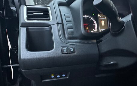 Toyota HiAce H300, 2020 год, 6 700 000 рублей, 17 фотография