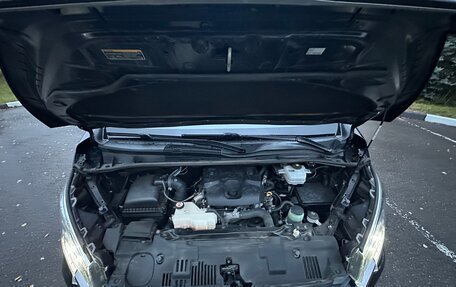 Toyota HiAce H300, 2020 год, 6 700 000 рублей, 22 фотография