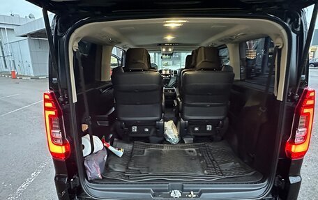 Toyota HiAce H300, 2020 год, 6 700 000 рублей, 29 фотография