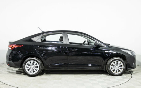 Hyundai Solaris II рестайлинг, 2022 год, 1 800 000 рублей, 4 фотография