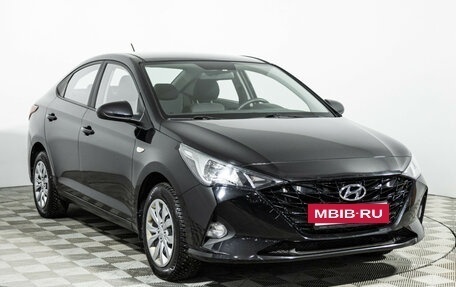 Hyundai Solaris II рестайлинг, 2022 год, 1 800 000 рублей, 3 фотография