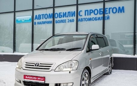 Toyota Ipsum II, 2002 год, 950 000 рублей, 1 фотография