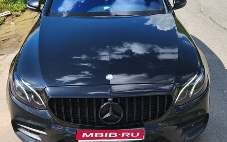 Mercedes-Benz E-Класс, 2016 год, 2 800 000 рублей, 1 фотография