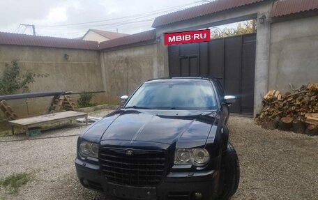 Chrysler 300C II, 2006 год, 800 000 рублей, 2 фотография