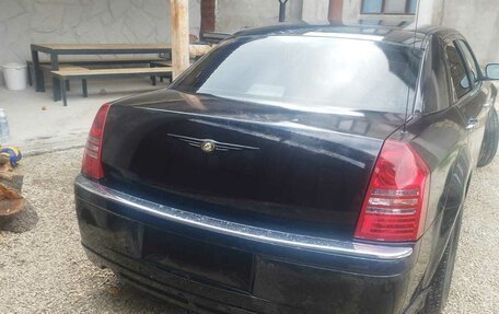 Chrysler 300C II, 2006 год, 800 000 рублей, 5 фотография