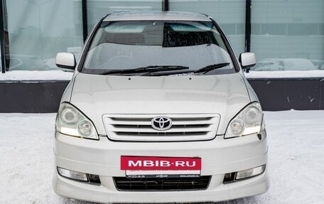 Toyota Ipsum II, 2002 год, 950 000 рублей, 8 фотография
