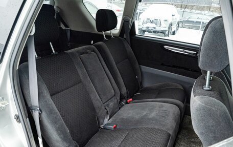 Toyota Ipsum II, 2002 год, 950 000 рублей, 14 фотография