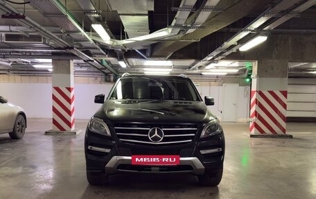 Mercedes-Benz M-Класс, 2012 год, 2 690 000 рублей, 3 фотография