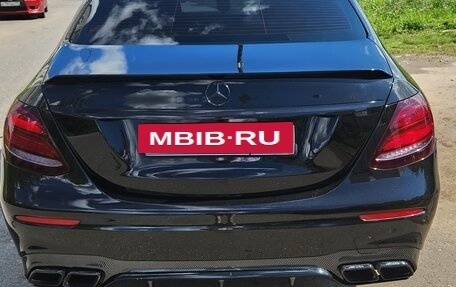 Mercedes-Benz E-Класс, 2016 год, 2 800 000 рублей, 5 фотография