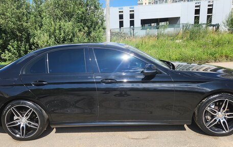 Mercedes-Benz E-Класс, 2016 год, 2 800 000 рублей, 20 фотография