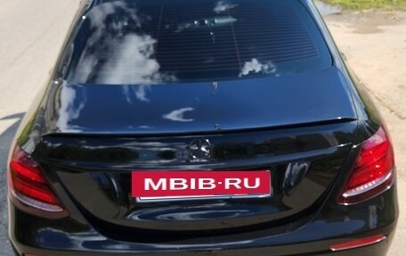 Mercedes-Benz E-Класс, 2016 год, 2 800 000 рублей, 14 фотография