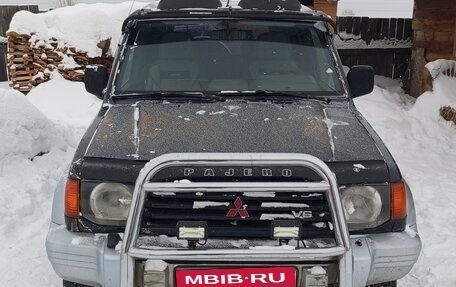 Mitsubishi Pajero III рестайлинг, 1993 год, 350 000 рублей, 1 фотография