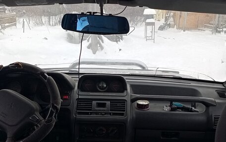 Mitsubishi Pajero III рестайлинг, 1993 год, 350 000 рублей, 6 фотография