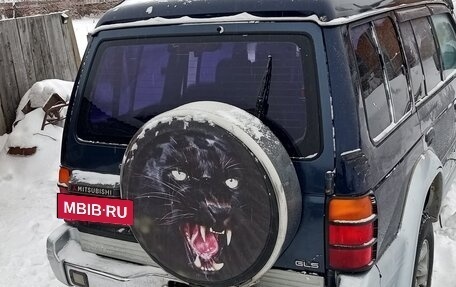 Mitsubishi Pajero III рестайлинг, 1993 год, 350 000 рублей, 3 фотография