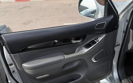 Toyota Land Cruiser Prado 120 рестайлинг, 2008 год, 2 450 000 рублей, 15 фотография