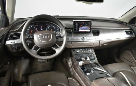 Audi A8, 2011 год, 1 682 900 рублей, 6 фотография