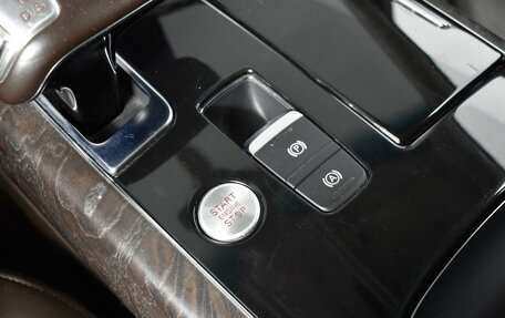 Audi A8, 2011 год, 1 682 900 рублей, 22 фотография