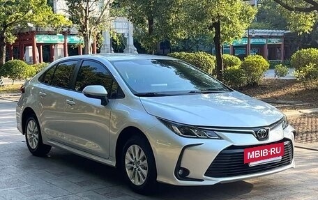 Toyota Corolla, 2021 год, 1 049 999 рублей, 4 фотография