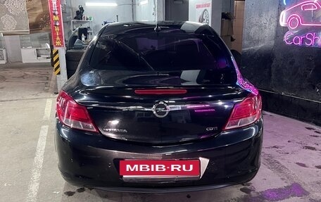 Opel Insignia II рестайлинг, 2011 год, 800 000 рублей, 2 фотография