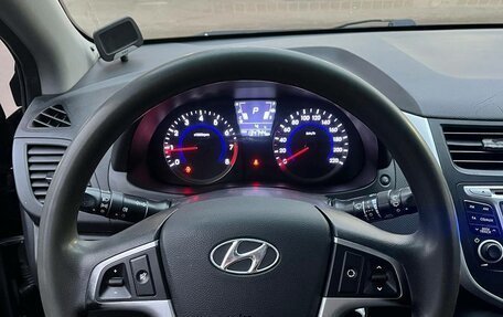 Hyundai Solaris II рестайлинг, 2013 год, 700 000 рублей, 8 фотография