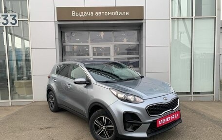 KIA Sportage IV рестайлинг, 2019 год, 1 950 000 рублей, 3 фотография