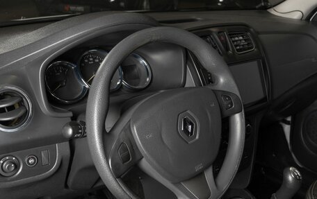 Renault Logan II, 2018 год, 590 400 рублей, 5 фотография