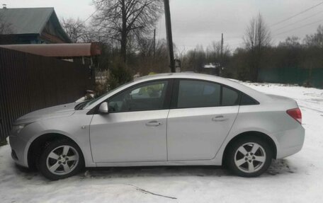 Chevrolet Cruze II, 2011 год, 508 000 рублей, 3 фотография