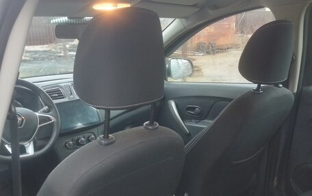 Renault Sandero II рестайлинг, 2022 год, 1 700 000 рублей, 7 фотография