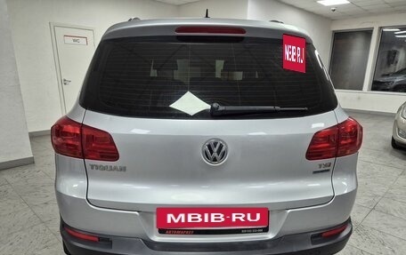 Volkswagen Tiguan I, 2012 год, 1 099 000 рублей, 6 фотография