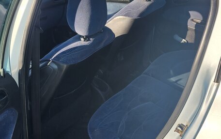 Peugeot 206, 2001 год, 210 000 рублей, 12 фотография