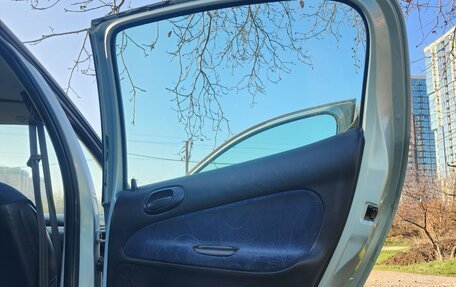 Peugeot 206, 2001 год, 210 000 рублей, 16 фотография