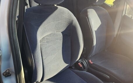 Peugeot 206, 2001 год, 210 000 рублей, 19 фотография