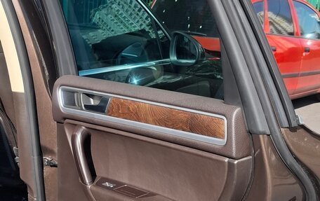 Volkswagen Touareg III, 2013 год, 2 100 000 рублей, 20 фотография