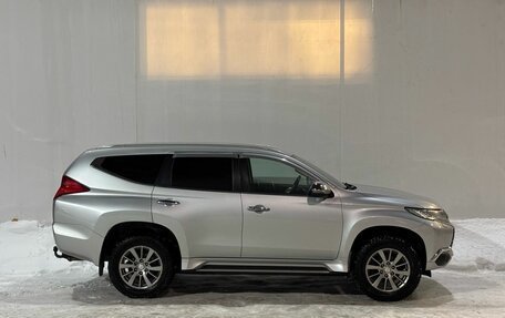 Mitsubishi Pajero Sport III рестайлинг, 2018 год, 2 250 000 рублей, 4 фотография
