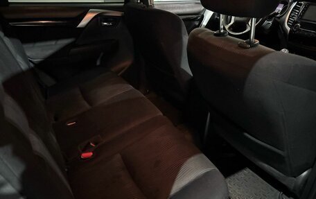 Mitsubishi Pajero Sport III рестайлинг, 2018 год, 2 250 000 рублей, 20 фотография