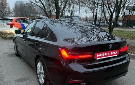 BMW 3 серия, 2019 год, 3 150 000 рублей, 3 фотография