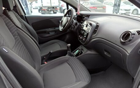 Renault Kaptur I рестайлинг, 2017 год, 1 120 000 рублей, 7 фотография