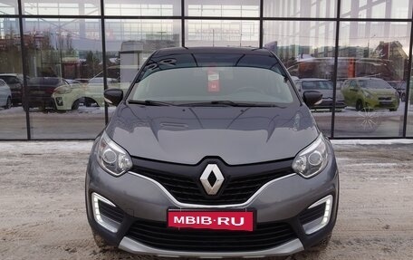 Renault Kaptur I рестайлинг, 2017 год, 1 120 000 рублей, 2 фотография